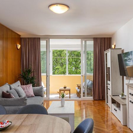 Bliss Apartment Near Bellevue Beach Дубровник Екстер'єр фото